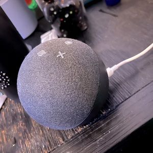 Amazon Alexa generation 3 with Alexa light